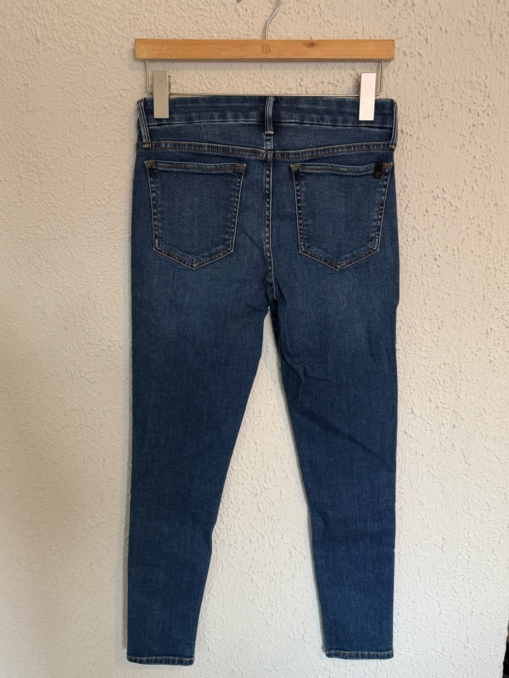 Joe’s Mid Rise Jean - Picture 2 of 4